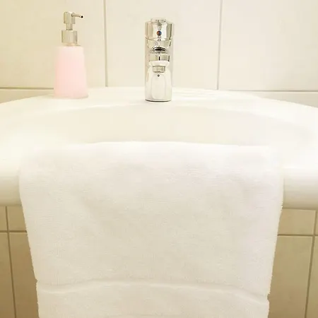 호텔 Floersbacher Hof 플뢰스바흐탈